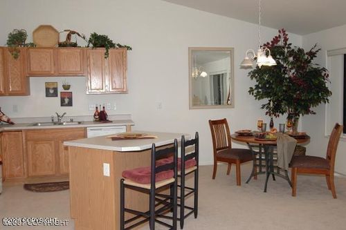 10d-6843 Obrien St, Anchorage, AK, 99507-5602 | Card Image