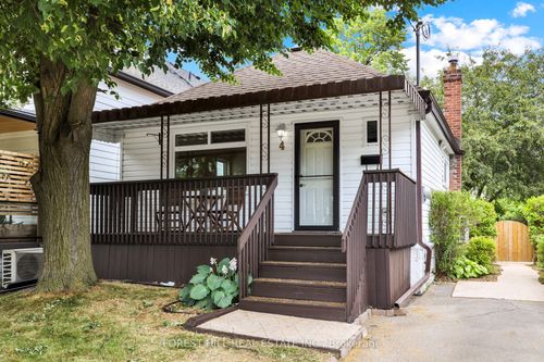 4 Willingdon Ave, Scarborough, ON, M1N2K9 | Card Image