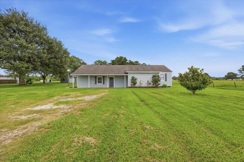 17261 County Line Rd., Winnie, TX, 77665 | Card Image