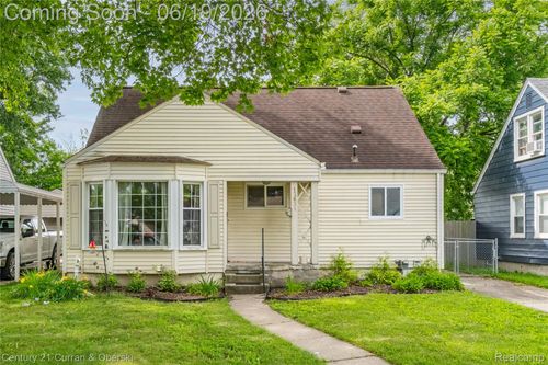 13631 Labelle St, Oak Park, MI, 48237-1143 | Card Image