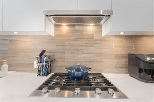 613-3451 Sawmill Cres, Vancouver, BC, V5S0H3 | Card Image