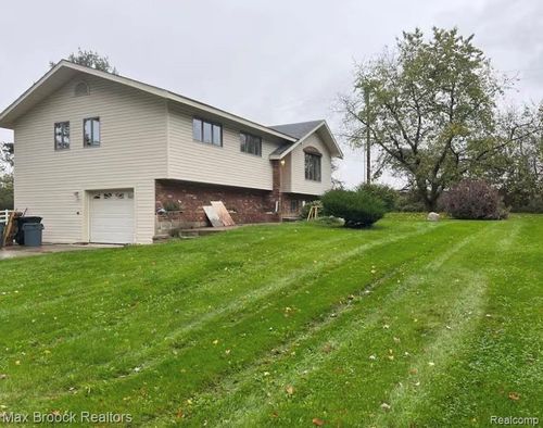 4842 Merwin Rd, Lapeer, MI, 48446-9766 | Card Image