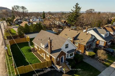 316 Houghton Ave S, House other with 4 bedrooms, 4 bathrooms and 8 parking in Hamilton ON | Image 2