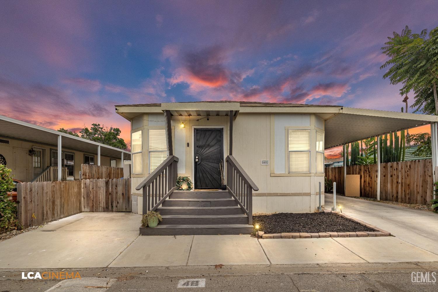 Cedarwood Ln, Bakersfield, CA 93308
