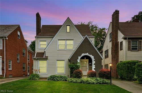 3559 Gridley Road, Shaker Heights, OH, 44122 | Card Image