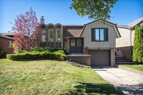 45 Amberwood St, Stoney Creek, ON, L8J1J1 | Card Image