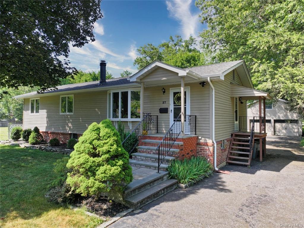 Patricia Ln, Washingtonville, NY 10992