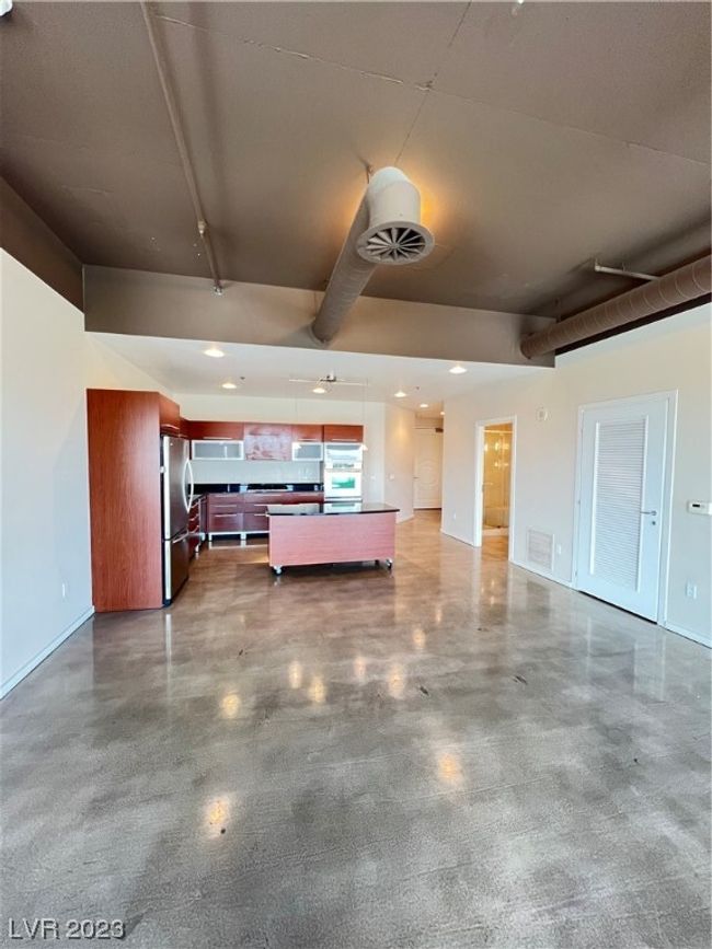 UNIT-1414 - 900 Las Vegas Blvd S, Home with 1 bedrooms, 2 bathrooms and 1 parking in Las Vegas NV | Image 12