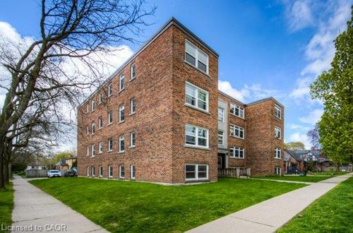 141 Chapel Street, Kitchener, ON, N2H2T6 | Card Image