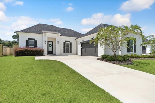 10334 Oak Colony Blvd, Baton Rouge, LA, 70817-5552 | Card Image