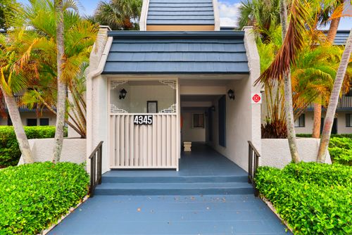 205-4345 Trevi Ct, Lake Worth, FL, 33467-4207 | Card Image