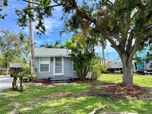 12102 45th Ave W, Cortez, FL, 34215 | Card Image
