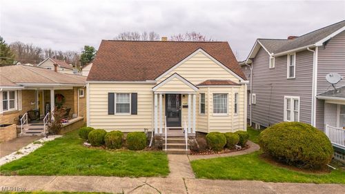 429 W 43rd St, Shadyside, OH, 43947-1024 | Card Image