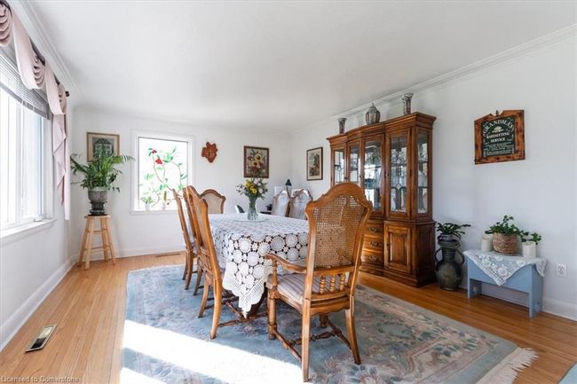 20 Lakeside Dr, House other with 5 bedrooms, 3 bathrooms and 6 parking in Grimsby ON | Image 8