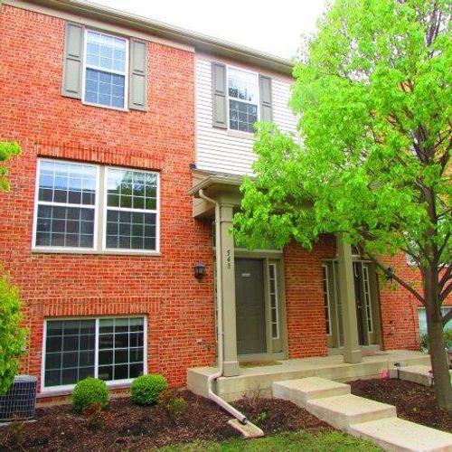 548 Conservatory Ln, Aurora, IL, 60502-8913 | Card Image