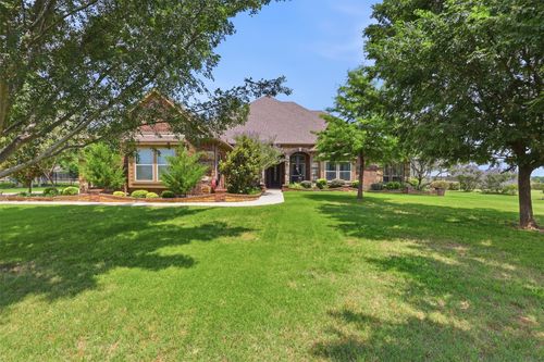 186 Las Colinas Trl, Cross Roads, TX, 76227-1720 | Card Image