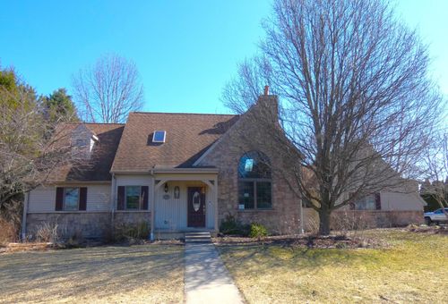 4799 Luther Path, Saint Joseph, MI, 49085-8323 | Card Image