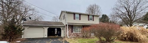 3203 Wallace Dr, Neshannock Twp, PA, 16105 | Card Image