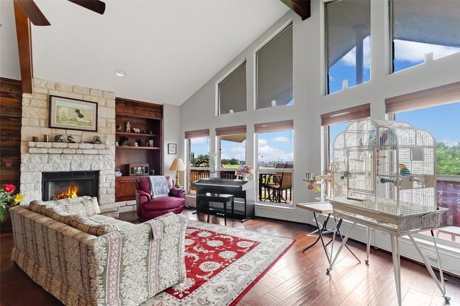 713 Lagoon Loop, House other with 3 bedrooms, 2 bathrooms and null parking in Horseshoe Bay TX | Image 9