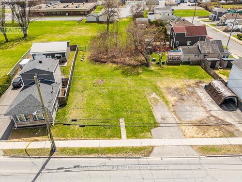 20 Eleventh Street W, Cornwall, ON, K6J3A9 | Card Image