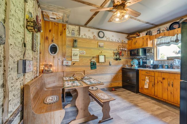 205 Helton Hollow Road, House other with 3 bedrooms, 1 bathrooms and null parking in Eidson TN | Image 16