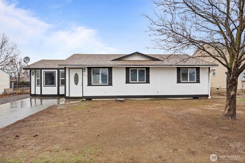 445 E Rainier St, Othello, WA, 99344-1173 | Card Image