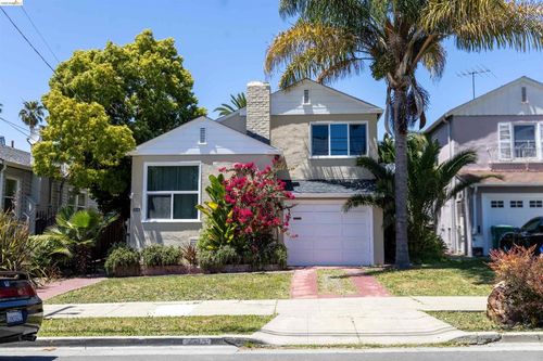 3419 65th Ave, Oakland, CA, 94605-2109 | Card Image