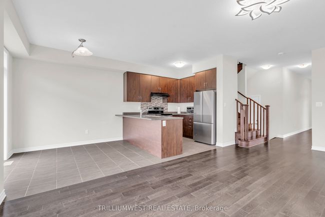 377 Dolman St, House attached with 3 bedrooms, 3 bathrooms and 2 parking in Breslau ON | Image 11