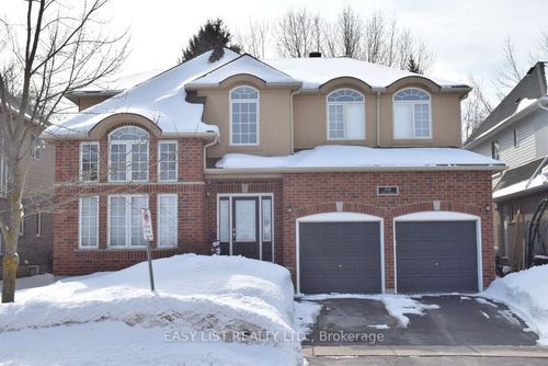 50 Ferris Dr, Wellesley, ON, N0B2T0 | Card Image