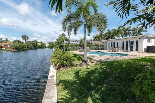 1162 Hayes St, Hollywood, FL, 33019-3129 | Card Image