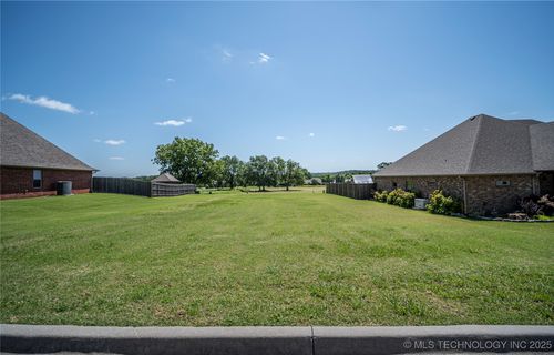 10 Birdseye Dr, Sulphur, OK, 73086 | Card Image