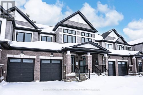 199 Durham Ave, Barrie, ON, L9J0Z5 | Card Image