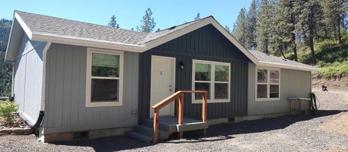 400 Bobcat Dr, Ahsahka, ID, 83520-2101 | Card Image