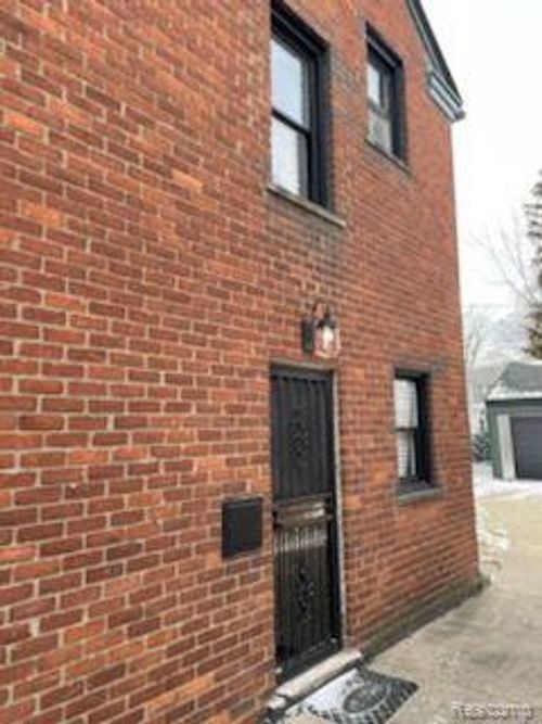 16595 Kentfield St, Detroit, MI, 48219-3316 | Card Image