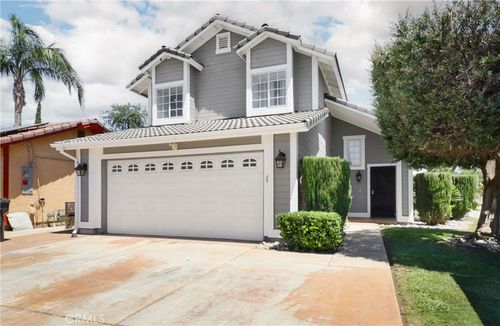 1500 Brandy Ct, Bakersfield, CA, 93307-5174 | Card Image