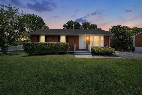 207 Hillview Dr, Roanoke, VA, 24019-8063 | Card Image