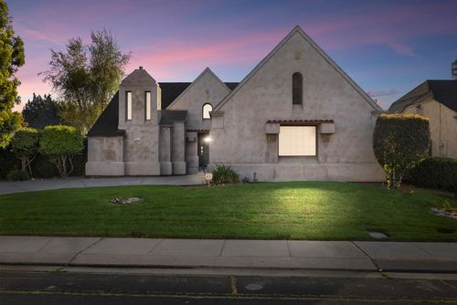 1162 Sonora Ave, Manteca, CA, 95337-6070 | Card Image