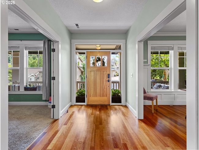 179 Se 46 Th Dr, House other with 4 bedrooms, 4 bathrooms and 2 parking in Gresham OR | Image 5
