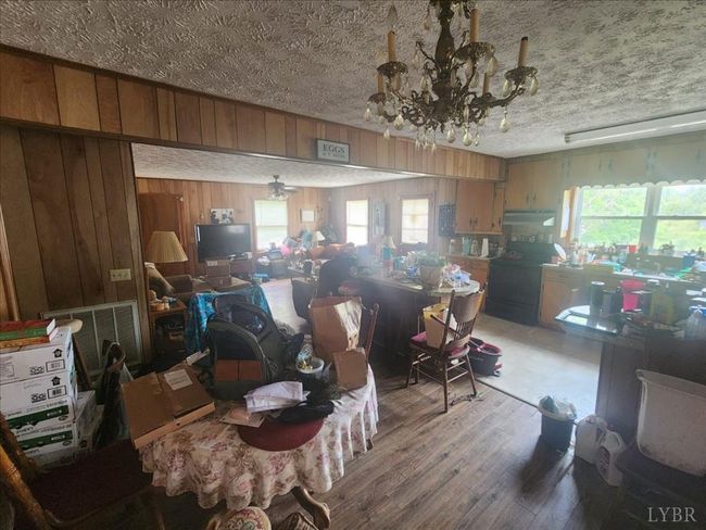 1028 Whitt Loop, House other with 3 bedrooms, 2 bathrooms and null parking in Alton VA | Image 4