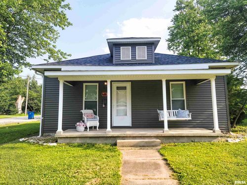 719 E Cherry St, Olney, IL, 62450-2824 | Card Image
