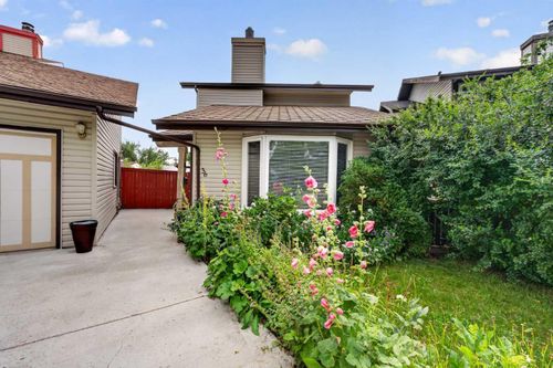 36 Templegreen Bay Ne, Calgary, AB, T1Y4Z3 | Card Image