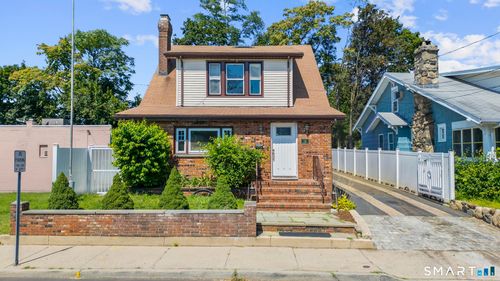 14 Park St, Stamford, CT, 06902-6005 | Card Image