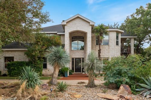 215 Tellus St, Lakeway, TX, 78734-3832 | Card Image