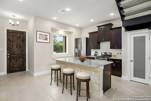 a-529 Lone Shadow, Spring Branch, TX, 78070-4211 | Card Image
