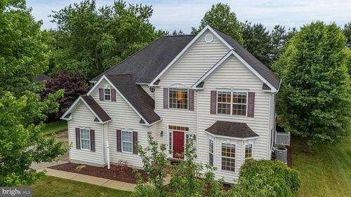 450 Orchard Grove Way, CAMDEN WYOMING, DE, 19934-4930 | Card Image