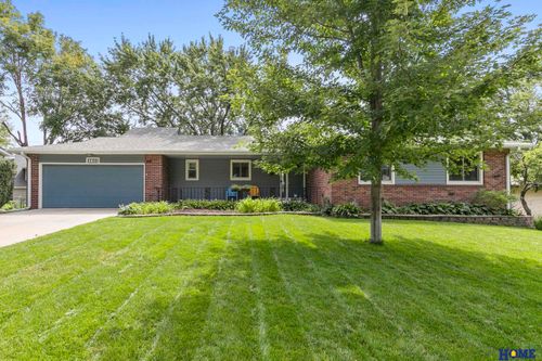 8021 Lillibridge St, Lincoln, NE, 68506-3141 | Card Image