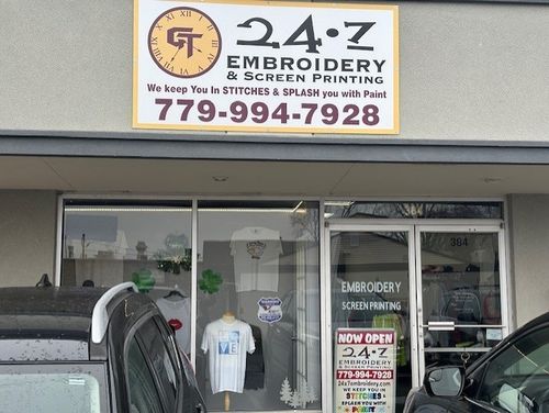 384 W Virginia St, Crystal Lake, IL, 60014-5755 | Card Image