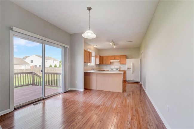 12832 Broncos Dr, House other with 3 bedrooms, 3 bathrooms and null parking in Fishers IN | Image 9