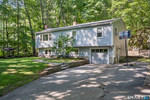 49 Ironworks Rd, Clinton, CT, 06413-1227 | Card Image