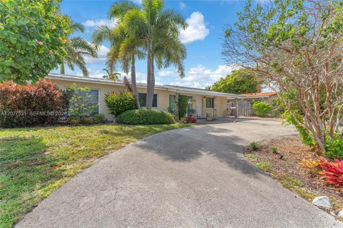 4321 Ne 15th Ter, Oakland Park, FL, 33334-5523 | Card Image